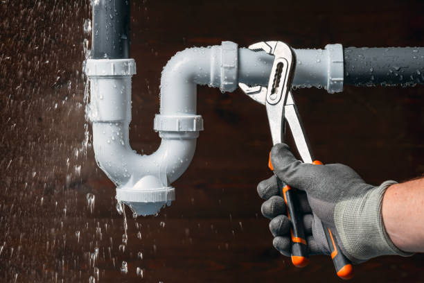 Professional Sewer Line Repair technician working in Glasser, NJ